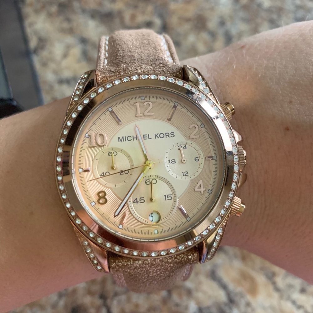 Michael Kors rose gold watch